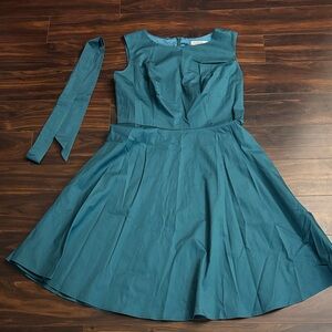 Elegant Teal Midi Dress w/Boatneck, 60‘s Style